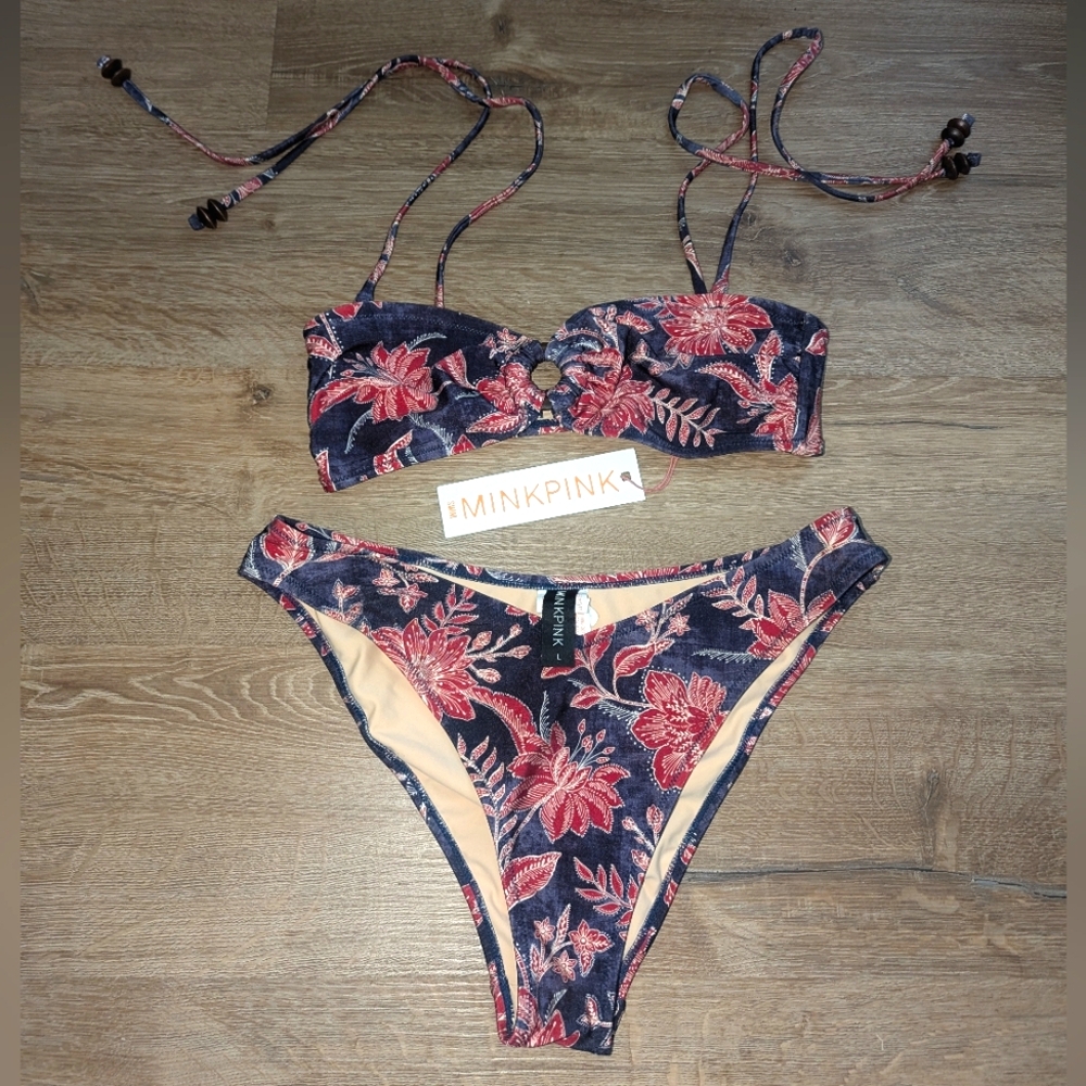 NWT MINKPINK bikini